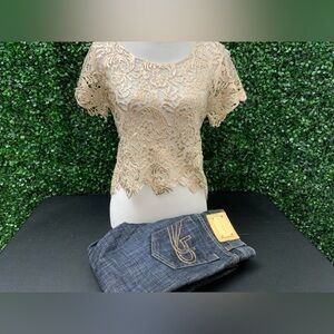 White and Gold Lace Blouse - Open to Offers✨